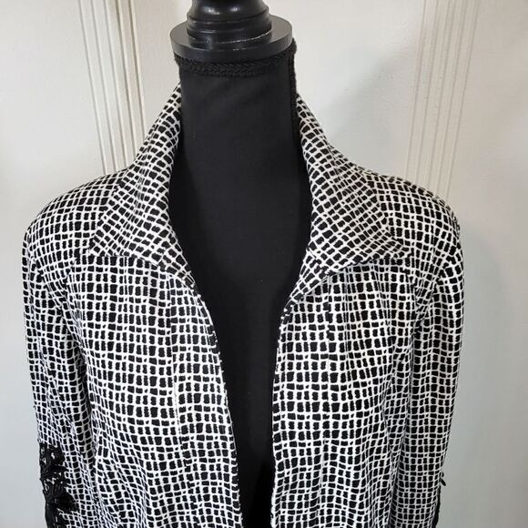 Chico's Black & White Jacket With Embroidered Sleeves - Picture 10 of 11